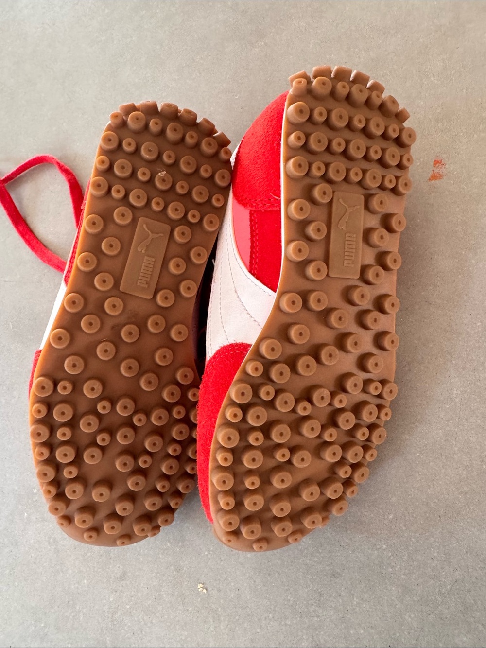 Puma Kids Red and Pink Low-Top Sneakers - Picture 5 of 6